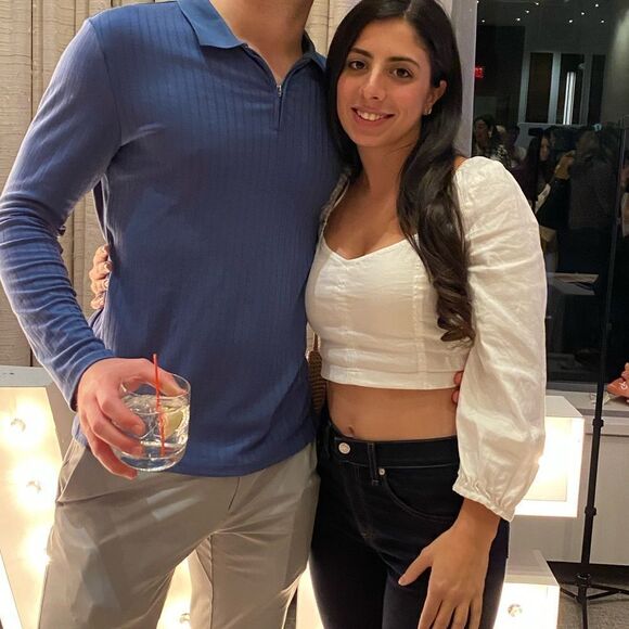 Aritzia Hadwyn Blouse White - Picture 6 of 10